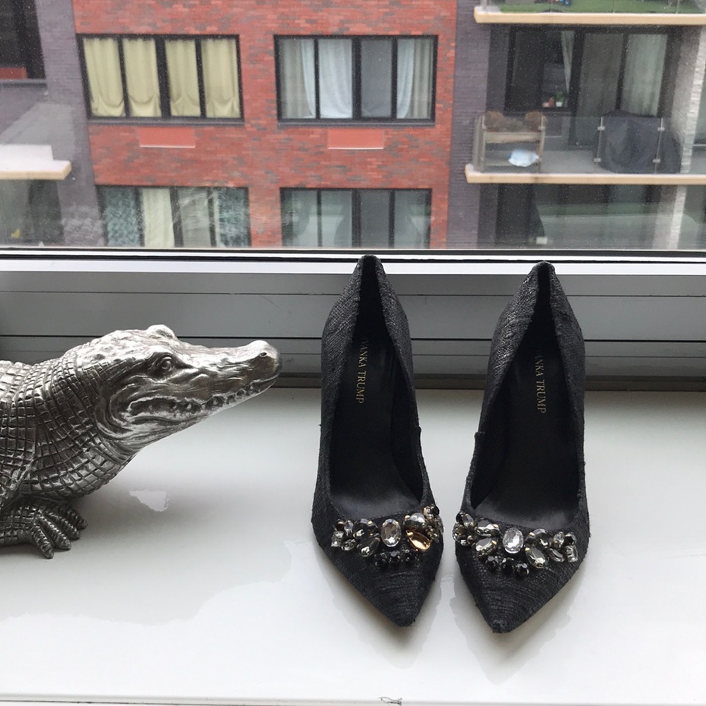 Ivanka Trump Black tweed rhinestone pumps